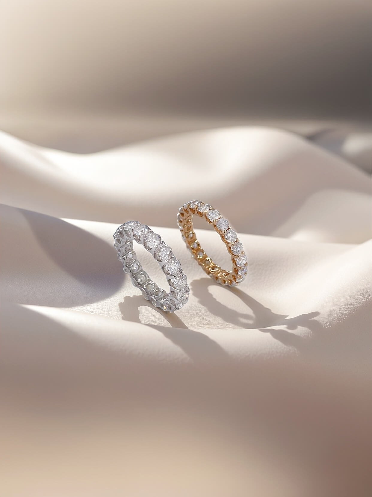 Round cut lab grown diamond eternity ring 02
