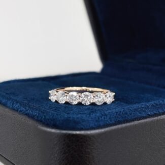 Round cut lab grown diamond eternity ring 01