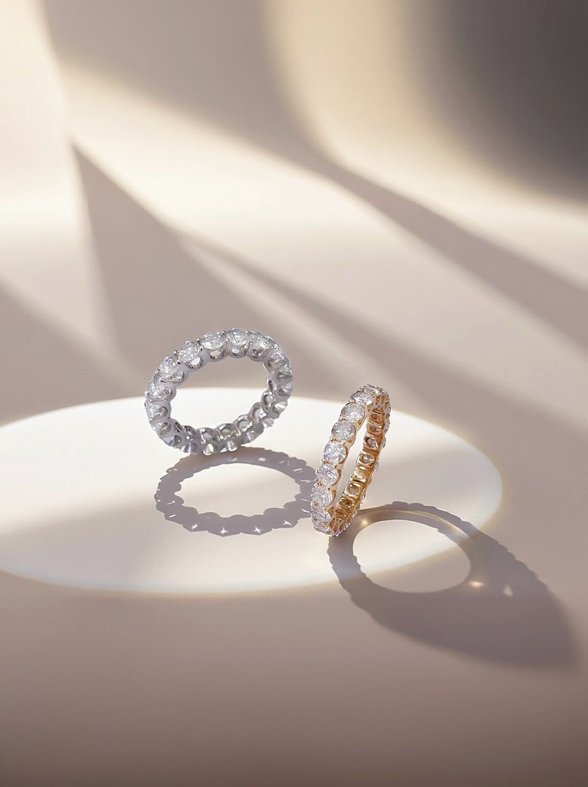 Round cut lab grown diamond eternity ring 02