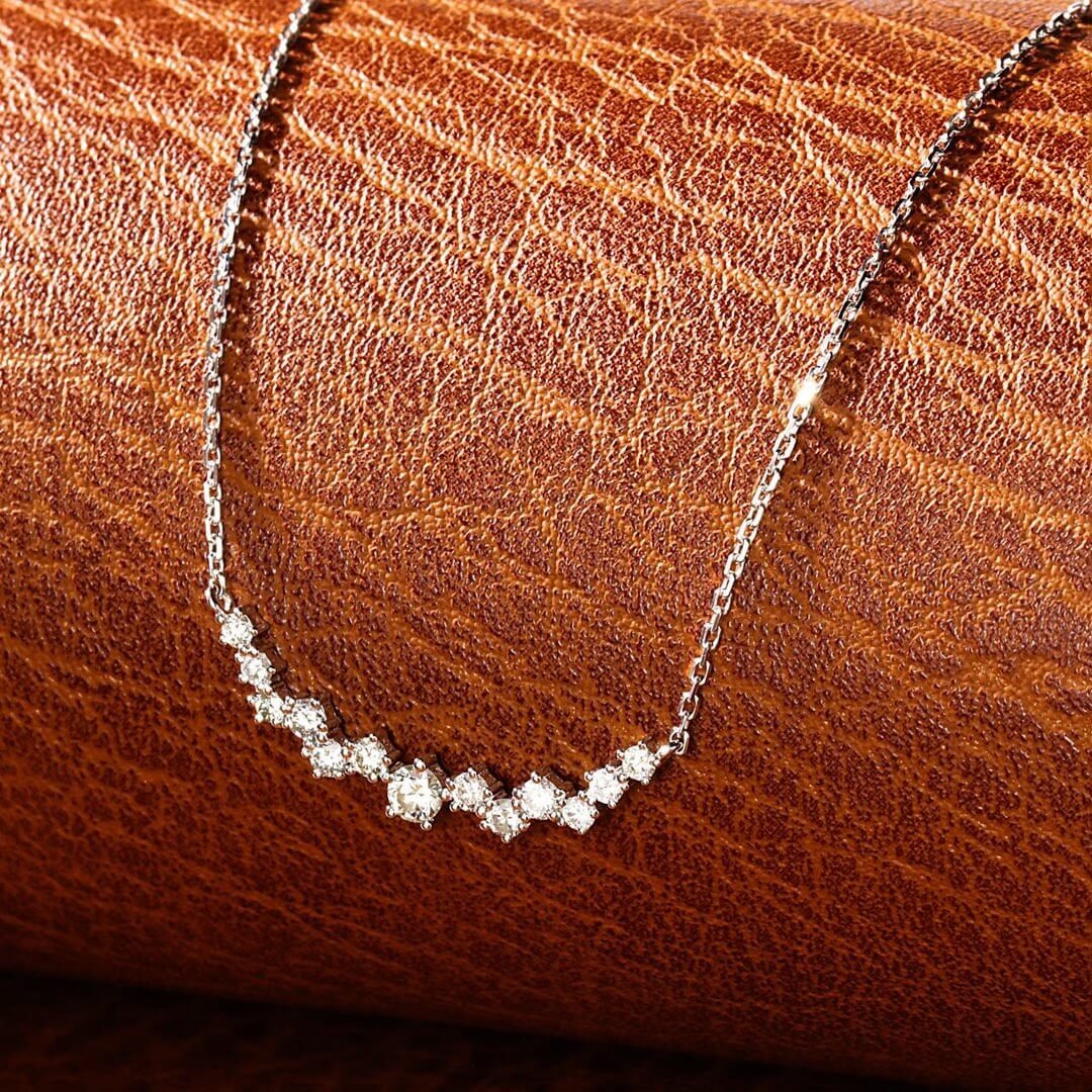 Smiling star lab grown diamond pendant necklace Smiling star lab grown diamond pendant necklace