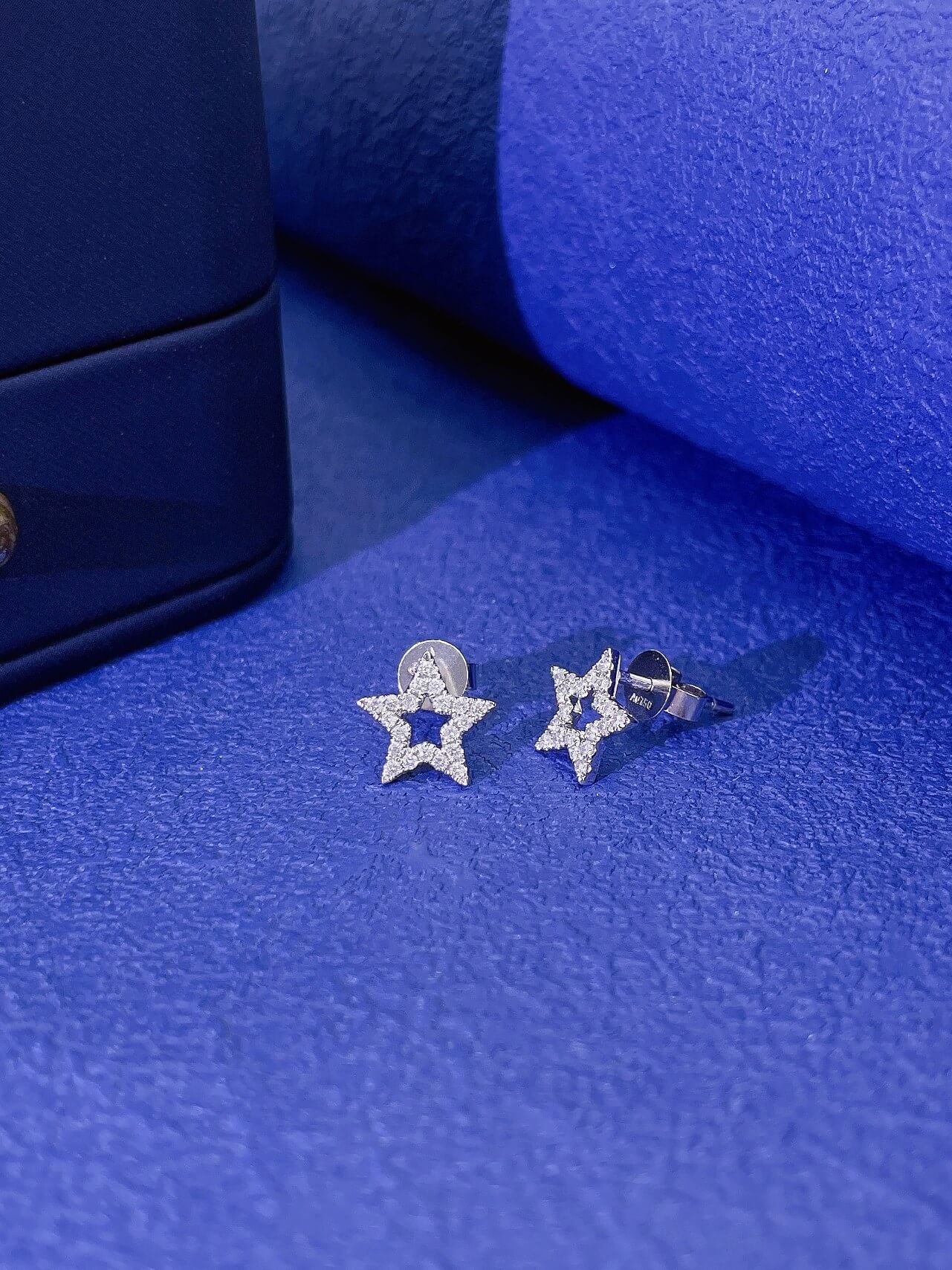 Star shaped lab grown diamond earrings stud Star shaped lab grown diamond earrings stud