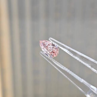 1.02ct pear cut fancy vivid pink lab grown diamond
