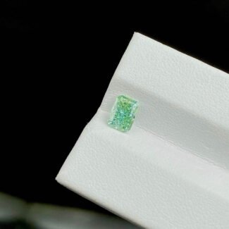 1.04ct radiant cut fancy intense green lab grown diamond