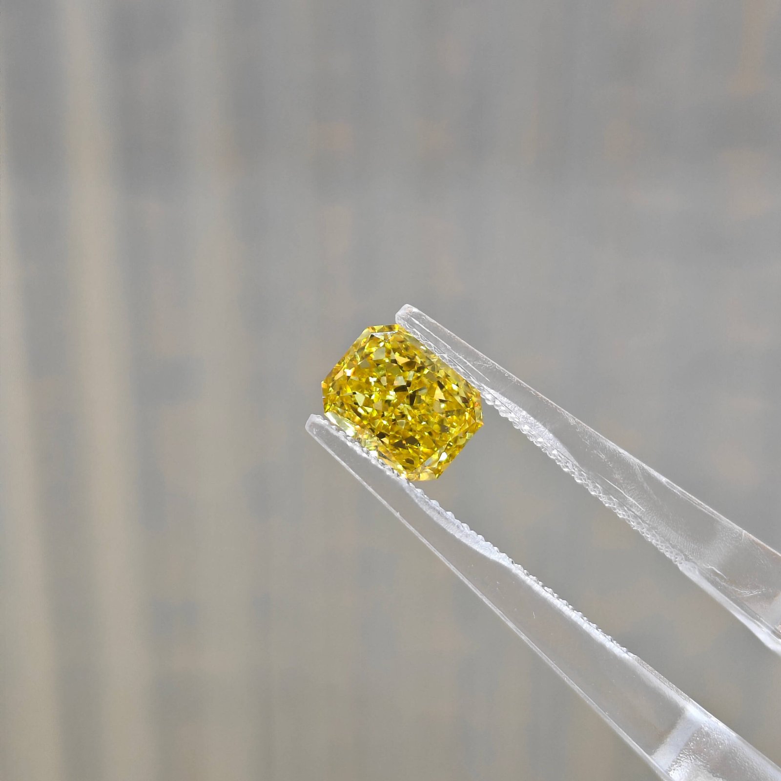 1.13ct radiant cut fancy vivid yellow lab grown diamond