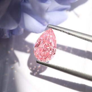 1.52ct pear cut fancy vivid pink lab grown diamond