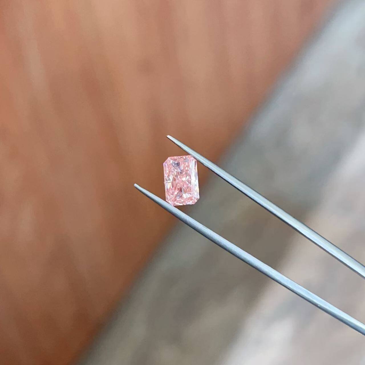 1.52ct radiant cut fancy intense pink lab grown diamond 1.52ct radiant cut fancy intense pink lab grown diamond