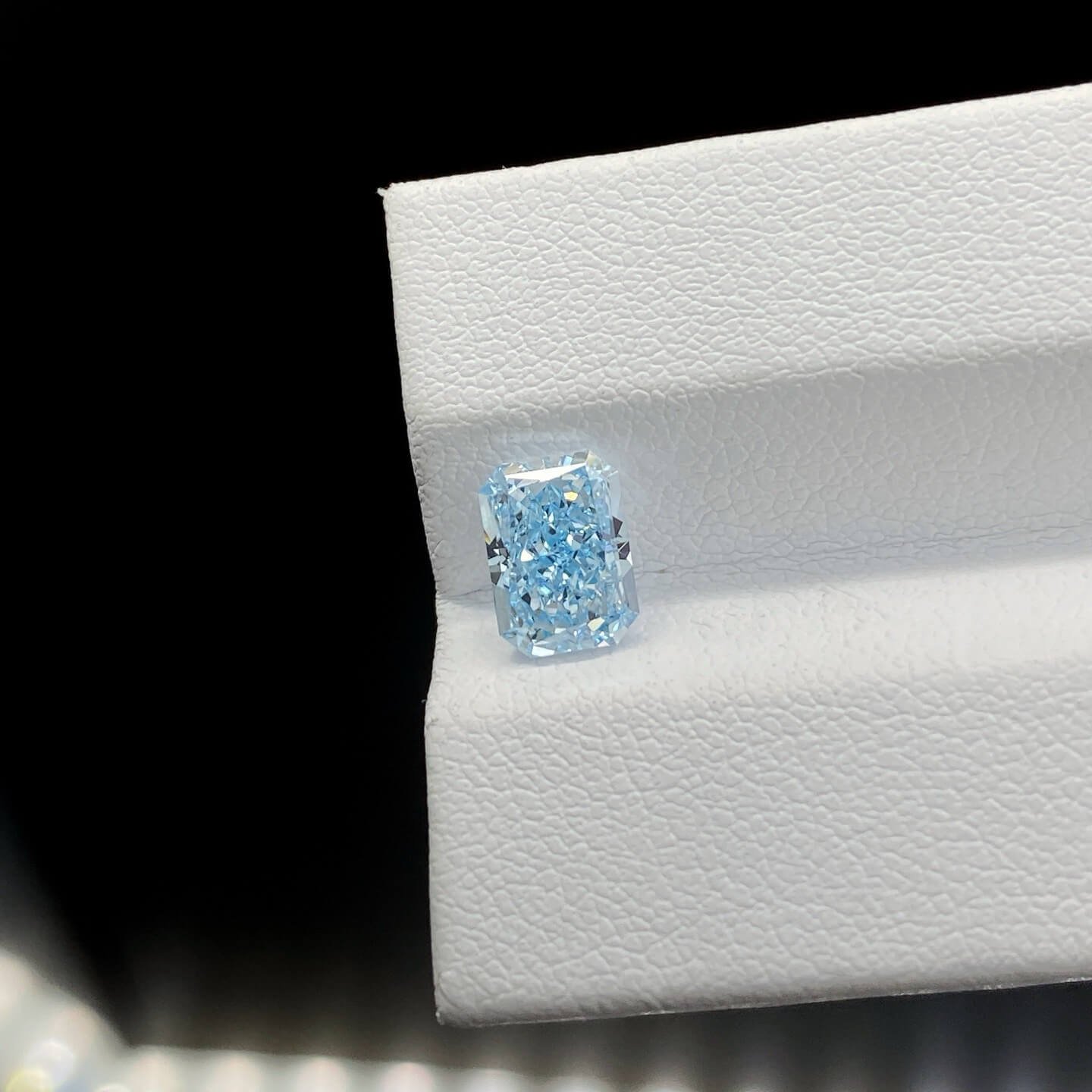 1.53ct radiant cut fancy intense blue lab grown diamond