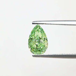 2.01ct pear cut fancy vivid green lab grown diamond