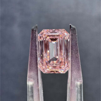2.52ct emerald cut fancy vivid pink lab grown diamond