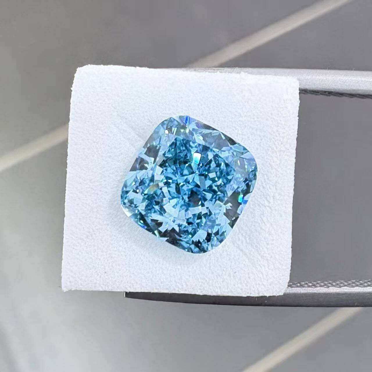 2.73ct cushion cut fancy vivid blue lab grown diamond