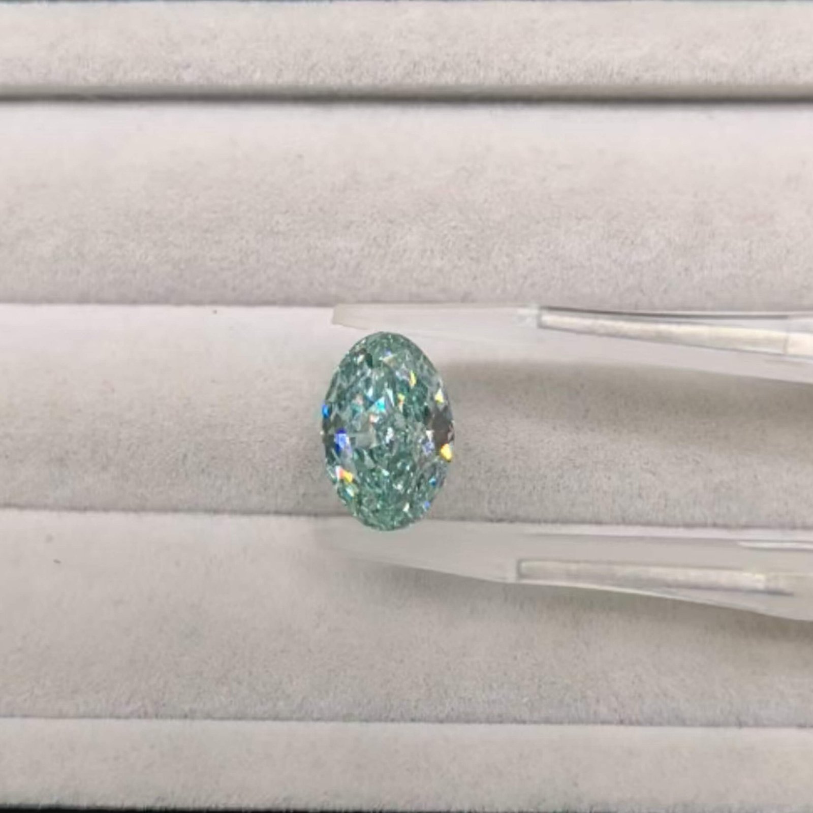 3.02ct oval cut fancy intense green lab grown diamond
