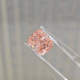 4.10ct cushion cut fancy vivid pink lab grown diamond