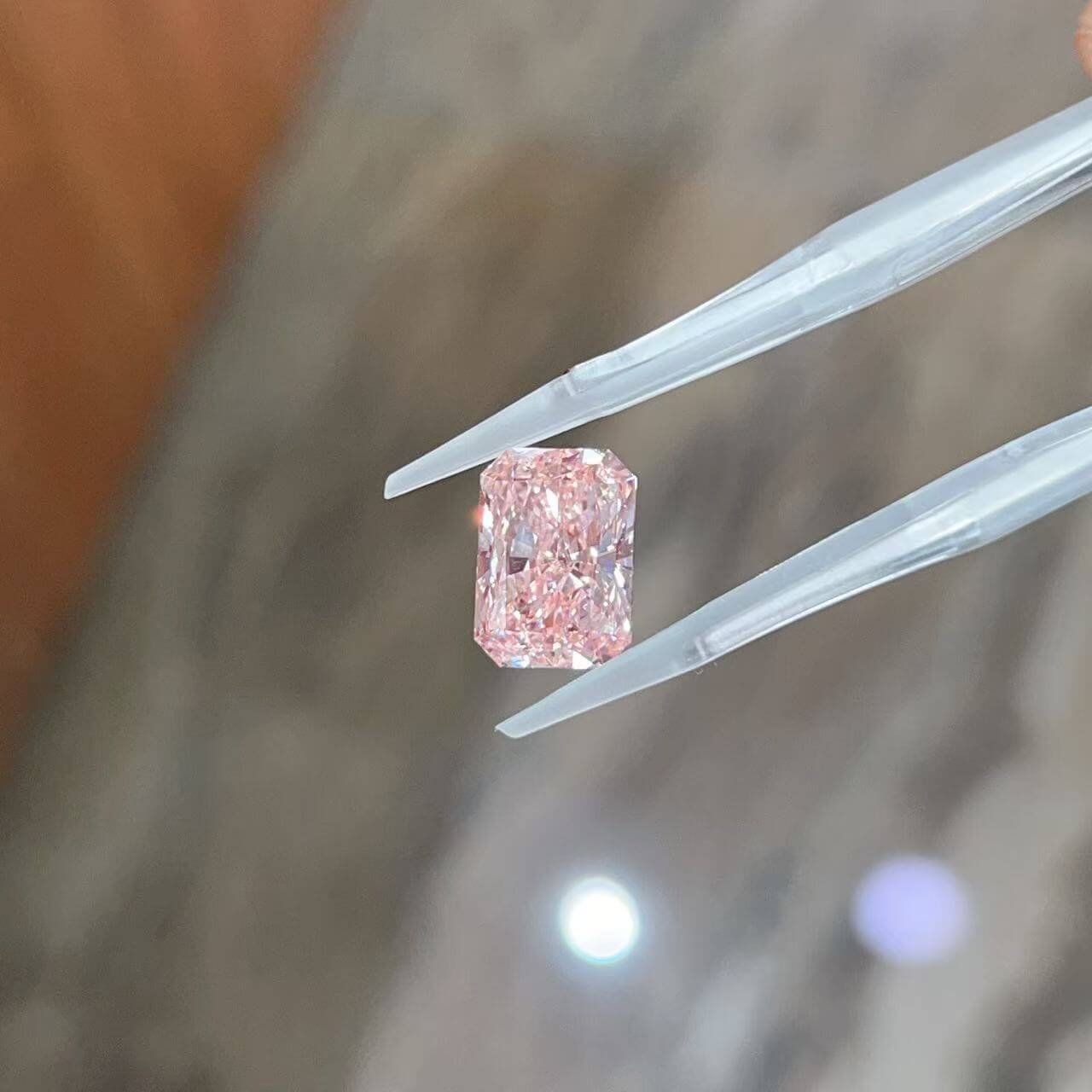 5.01ct radiant cut fancy intense pink lab grown diamond