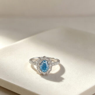 Oval cut lab grown blue diamond engagement ring 02