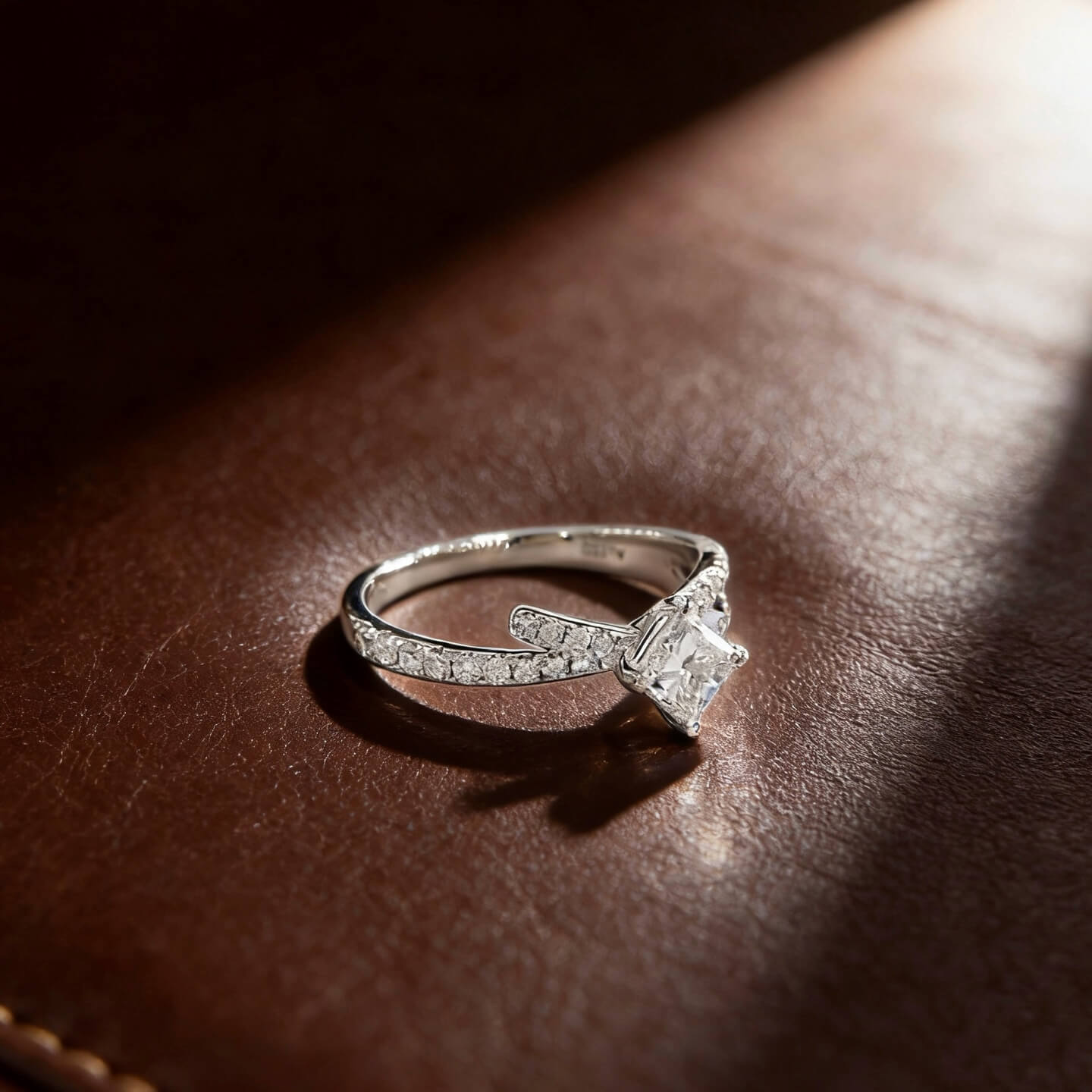 Princess cut lab grown diamond engagement ring 04