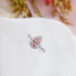 Pear cut lab grown pink diamond engagement ring 01