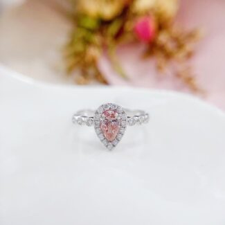 Pear cut lab grown pink diamond engagement ring 01